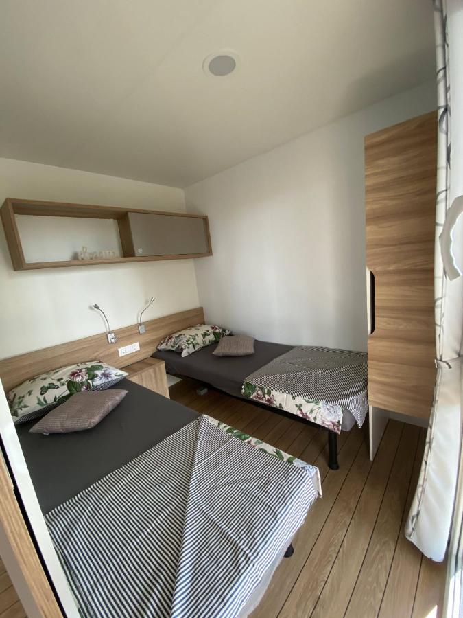 Mobile Home Leggiero 156 - Porton Nature Hideouts Rovinj Exterior photo